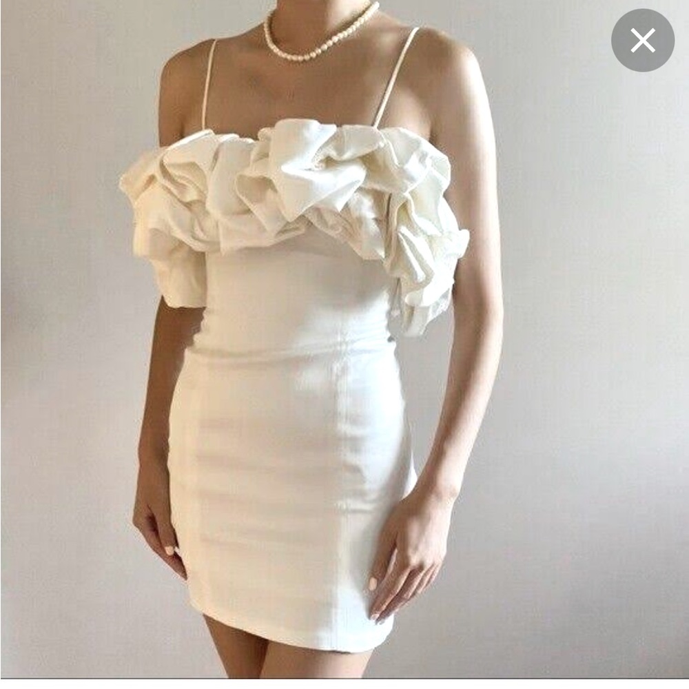 VOLUMINOUS SATIN EFFECT DRESS BY ZARA